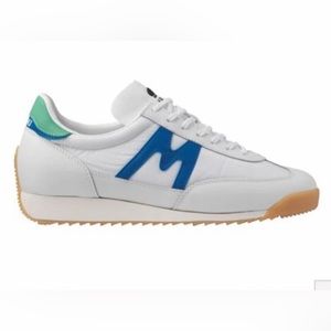 Karhu tennis shoes (men’s size 7.5 or woman’s size 9)